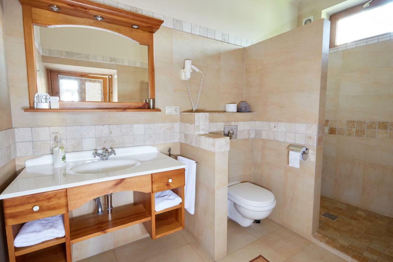 Hotel Sarok Vendeghaz Villány Exteriér fotografie