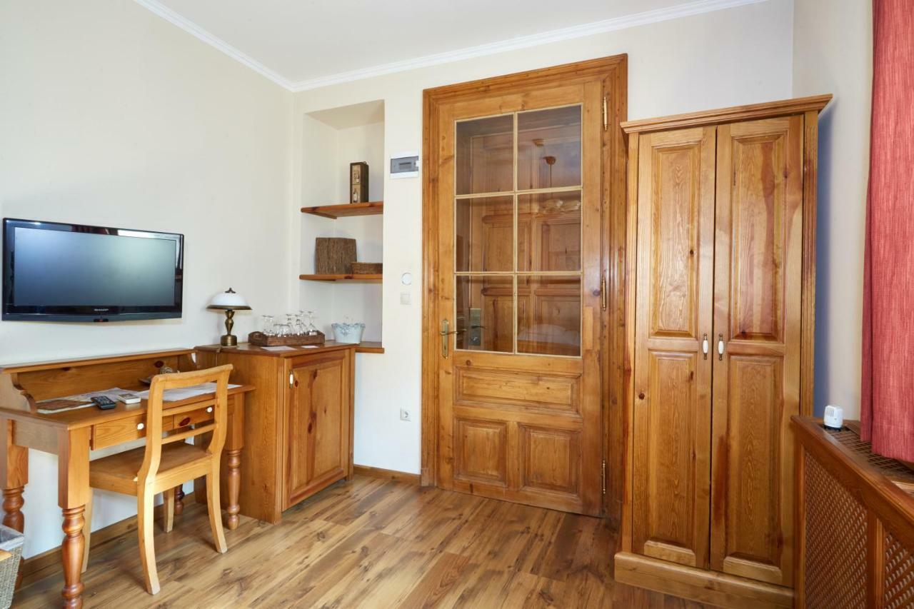 Hotel Sarok Vendeghaz Villány Exteriér fotografie