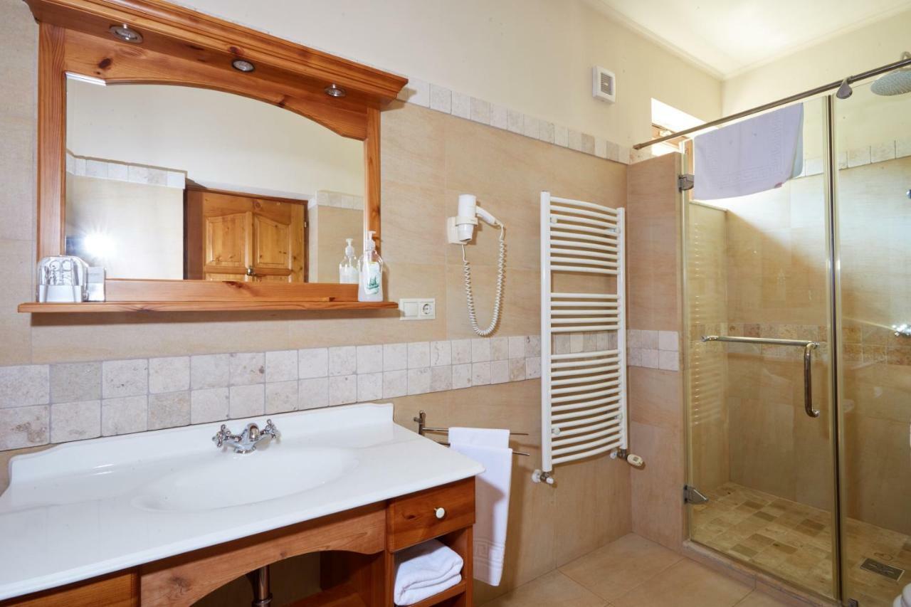 Hotel Sarok Vendeghaz Villány Exteriér fotografie